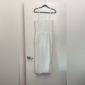 Lightly worn white beach dress | Size XL | slit at bottom left | WAYF